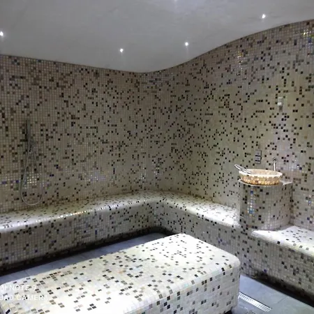 Studio 41 Zoned Aparthotel